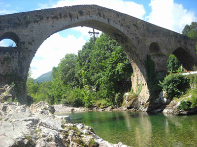 Asturias turismo Cangas de Onís