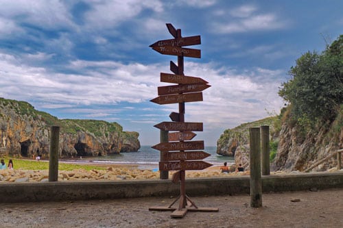 Chiringuito Cuevas del Mar