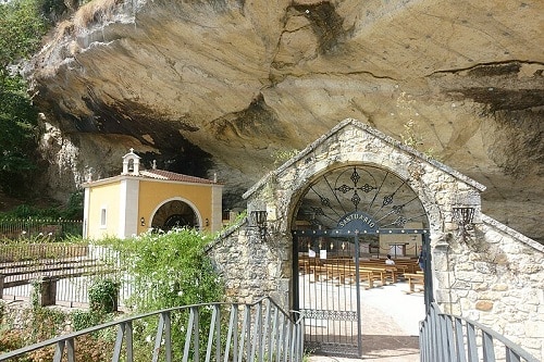 Virgen de la Cueva de Infiesto